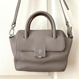 $425 Tory Burch Clara Grey Pebble Leather Crossbody/Satchel Bag (medium size)